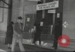 Immagine di I cittadini britannici preparare per bombardamenti nella seconda guerra mondiale Londra Inghilterra Regno Unito, 1939, secondo 9 filmato di repertorio 65675064234