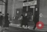 Immagine di I cittadini britannici preparare per bombardamenti nella seconda guerra mondiale Londra Inghilterra Regno Unito, 1939, secondo 11 filmato di repertorio 65675064234