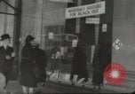 Immagine di I cittadini britannici preparare per bombardamenti nella seconda guerra mondiale Londra Inghilterra Regno Unito, 1939, secondo 20 filmato di repertorio 65675064234
