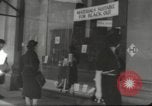 Immagine di I cittadini britannici preparare per bombardamenti nella seconda guerra mondiale Londra Inghilterra Regno Unito, 1939, secondo 21 filmato di repertorio 65675064234