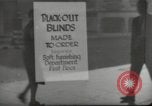 Immagine di I cittadini britannici preparare per bombardamenti nella seconda guerra mondiale Londra Inghilterra Regno Unito, 1939, secondo 27 filmato di repertorio 65675064234