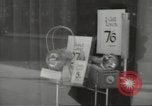 Immagine di I cittadini britannici preparare per bombardamenti nella seconda guerra mondiale Londra Inghilterra Regno Unito, 1939, secondo 40 filmato di repertorio 65675064234