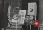 Immagine di I cittadini britannici preparare per bombardamenti nella seconda guerra mondiale Londra Inghilterra Regno Unito, 1939, secondo 48 filmato di repertorio 65675064234