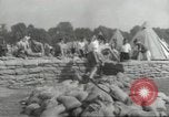 Immagine di Lavoratori britannici preparare la difesa per la seconda guerra mondiale Londra Inghilterra Regno Unito, 1939, secondo 1 filmato di repertorio 65675064235