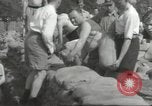 Immagine di Lavoratori britannici preparare la difesa per la seconda guerra mondiale Londra Inghilterra Regno Unito, 1939, secondo 43 filmato di repertorio 65675064235