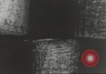 Immagine di Il mio cortile a giocare in United States USA, 1960, secondo 5 filmato di repertorio 65675064236