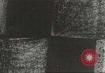 Immagine di Il mio cortile a giocare in United States USA, 1960, secondo 7 filmato di repertorio 65675064236