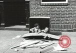 Immagine di Giochi per bambini United States USA, 1960, secondo 30 filmato di repertorio 65675064237
