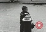 Immagine di Giochi per bambini United States USA, 1960, secondo 21 filmato di repertorio 65675064239
