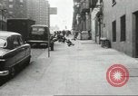 Immagine di Giochi per bambini United States USA, 1960, secondo 8 filmato di repertorio 65675064241