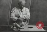 Image Docteur Arnold Gesell New Haven Connecticut USA, 1946, de la seconde 28 séquences d'archives historiques vidéo 65675064244