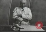 Image Docteur Arnold Gesell New Haven Connecticut USA, 1946, de la seconde 46 séquences d'archives historiques vidéo 65675064244