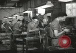 Image Jack et l'usine de Bedford guerre Heintz en Ohio Bedford Ohio USA, 1943, de la seconde 45 séquences d'archives historiques vidéo 65675064252