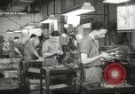 Image Jack et l'usine de Bedford guerre Heintz en Ohio Bedford Ohio USA, 1943, de la seconde 50 séquences d'archives historiques vidéo 65675064252