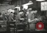 Image Jack et l'usine de Bedford guerre Heintz en Ohio Bedford Ohio USA, 1943, de la seconde 54 séquences d'archives historiques vidéo 65675064252