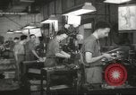 Image Jack et l'usine de Bedford guerre Heintz en Ohio Bedford Ohio USA, 1943, de la seconde 58 séquences d'archives historiques vidéo 65675064252