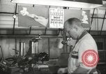 Standbild Jack und Heintz Unternehmen Krieg Anlage Bedford Ohio USA, 1943, aus Sekunde 30 historischem Filmmaterial Videoclip 65675064253