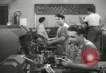 Standbild Innen in der Buchse und Heintz Krieg Anlage Bedford Ohio USA, 1943, aus Sekunde 38 historischem Filmmaterial Videoclip 65675064254