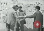 Immagine di Il terminale di autobus regionali Tel Aviv Palestina, 1945, secondo 28 filmato di repertorio 65675064265