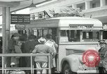 Immagine di Il terminale di autobus regionali Tel Aviv Palestina, 1945, secondo 54 filmato di repertorio 65675064265