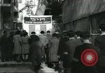 Standbild junge jüdische Flüchtlinge Haifa in Palästina, 1945, aus Sekunde 7 historischem Filmmaterial Videoclip 65675064269