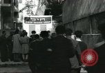 Standbild junge jüdische Flüchtlinge Haifa in Palästina, 1945, aus Sekunde 11 historischem Filmmaterial Videoclip 65675064269