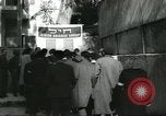 Standbild junge jüdische Flüchtlinge Haifa in Palästina, 1945, aus Sekunde 16 historischem Filmmaterial Videoclip 65675064269