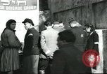 Standbild junge jüdische Flüchtlinge Haifa in Palästina, 1945, aus Sekunde 23 historischem Filmmaterial Videoclip 65675064269