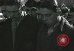 Standbild junge jüdische Flüchtlinge Haifa in Palästina, 1945, aus Sekunde 54 historischem Filmmaterial Videoclip 65675064269