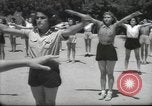Standbild jüdischer Kinder Palästina, 1945, aus Sekunde 48 historischem Filmmaterial Videoclip 65675064274