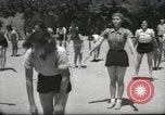 Standbild jüdischer Kinder Palästina, 1945, aus Sekunde 53 historischem Filmmaterial Videoclip 65675064274