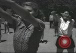 Standbild jüdischer Kinder Palästina, 1945, aus Sekunde 60 historischem Filmmaterial Videoclip 65675064274