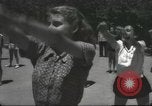 Standbild jüdischer Kinder Palästina, 1945, aus Sekunde 62 historischem Filmmaterial Videoclip 65675064274