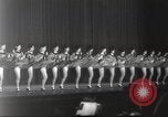 Immagine di Rockettes New York City USA, 1937, secondo 15 filmato di repertorio 65675064293