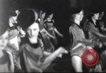 Immagine di Rockettes New York City USA, 1937, secondo 42 filmato di repertorio 65675064293