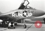Standbild Douglas F4D-1 Skyray United States USA, 1956, aus Sekunde 3 historischem Filmmaterial Videoclip 65675064304