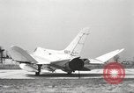 Standbild Douglas F4D-1 Skyray United States USA, 1956, aus Sekunde 17 historischem Filmmaterial Videoclip 65675064304