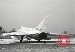 Standbild Douglas F4D-1 Skyray United States USA, 1956, aus Sekunde 25 historischem Filmmaterial Videoclip 65675064304