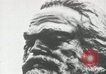 Standbild sowjetischen Kommunismus in Ostdeutschland Deutschland, 1961, aus Sekunde 11 historischem Filmmaterial Videoclip 65675064322