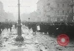 Standbild Russische Revolution Russland, 1917, aus Sekunde 56 historischem Filmmaterial Videoclip 65675064324