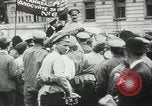 Standbild russische Revolution und Lenin Sankt Petersburg Russland, 1917, aus Sekunde 37 historischem Filmmaterial Videoclip 65675064325