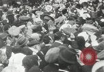 Standbild russische Revolution und Lenin Sankt Petersburg Russland, 1917, aus Sekunde 61 historischem Filmmaterial Videoclip 65675064325