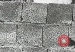 Immagine di Muro di Berlino in costruzione Berlino Germania, 1961, secondo 9 filmato di repertorio 65675064335