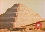 Immagine di Passo grande piramide complesso Egitto Saqqara, 1951, secondo 16 filmato di repertorio 65675064338