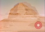 Immagine di Passo grande piramide complesso Egitto Saqqara, 1951, secondo 25 filmato di repertorio 65675064339