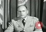 Standbild General Matthew Ridgway kommentiert B Japan, 1951, aus Sekunde 12 historischem Filmmaterial Videoclip 65675064375