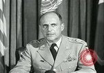 Standbild General Matthew Ridgway kommentiert B Japan, 1951, aus Sekunde 18 historischem Filmmaterial Videoclip 65675064375