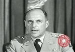 Standbild General Matthew Ridgway kommentiert B Japan, 1951, aus Sekunde 50 historischem Filmmaterial Videoclip 65675064375
