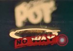 Standbild illegale Droge Marihuana San Diego California USA, 1975, aus Sekunde 46 historischem Filmmaterial Videoclip 65675064376