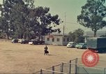 Standbild Marihuana Erkennung Hunde San Diego California USA, 1975, aus Sekunde 10 historischem Filmmaterial Videoclip 65675064377
